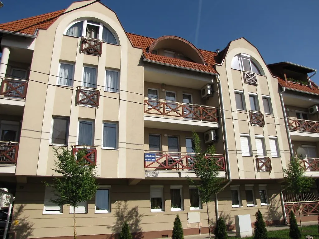 Zoli Apartmanok-Era Major 53 Hajduszoboszlo Hungary